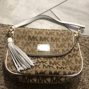 Michael Kors purse in new condition